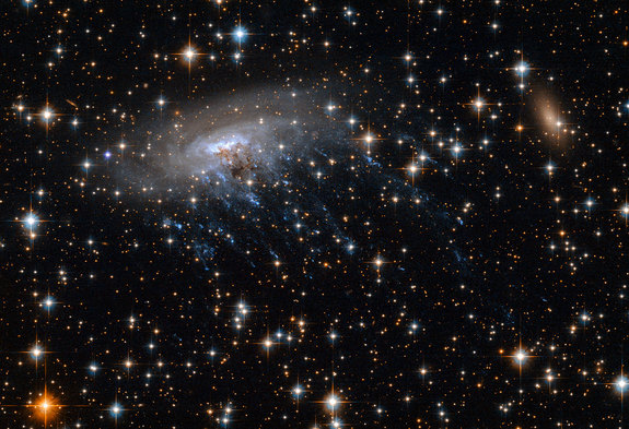 spiral-galaxy-eso-137-hubble